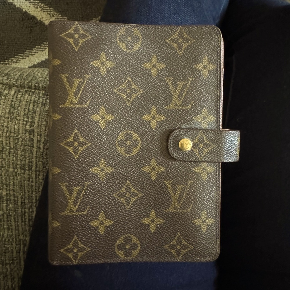 Louis Vuitton Mid Size Dayplanner
